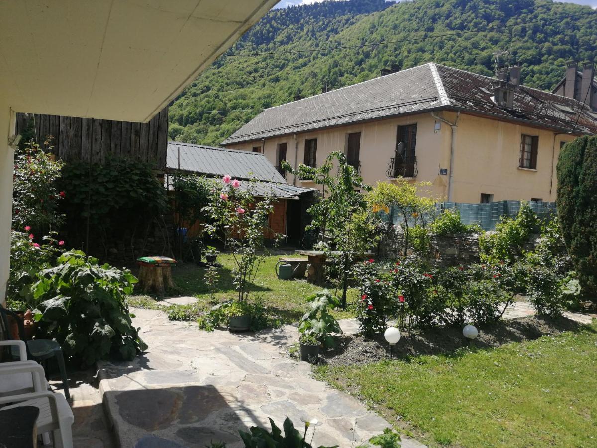 Vila Les Rosiers Bagnères-de-Luchon Exteriér fotografie
